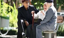 مدیرکل تامین اجتماعی کرمان: رکود اقتصادی پرداخت حقوق بازنشستگان و هزینه‌های درمان را با چالش مواجه کرده است