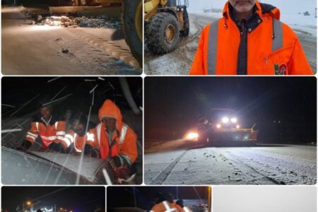 نجات ۱۴ خودروی گرفتار در برف جنوب کرمان/همه راه ها در جنوب کرمان باز و تردد در آنها جریان دارد