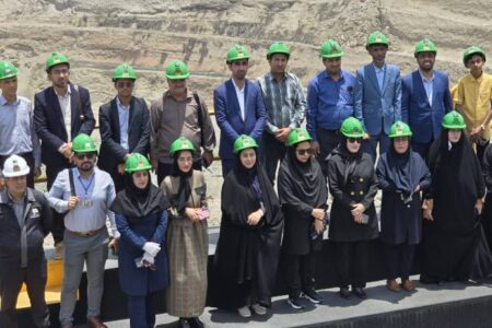 گام به گام با خبرنگاران در قلب معدن؛ روایت بازدید از گل‌ گهر سیرجان
