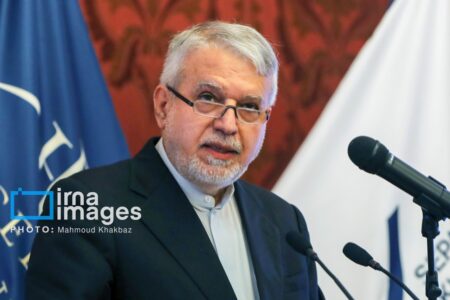 وزیر میراث‌فرهنگی خبر داد؛ تدوین 14 برنامۀ حمایتی برای احیای گردشگری پس از جنگ