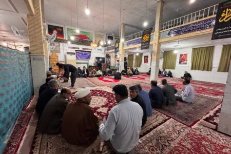 حضور مقامات قضائی دادسرای جیرفت در جمع مردم /تأکید دادستان جیرفت بر تسریع در رسیدگی به مطالبات مردمی