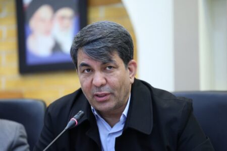 استاندار کرمان در شورای توسعه و برنامه‌ریزی:  افزایش اختیارات می‌تواند زمینه‌ساز توسعه‌ باشد