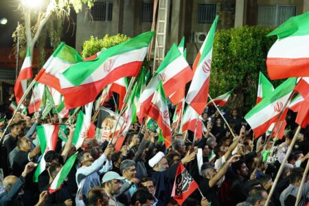 سمفونی خیابان های بیدار؛ وقتی نسل «Z» تپش یک حماسه را فهمید