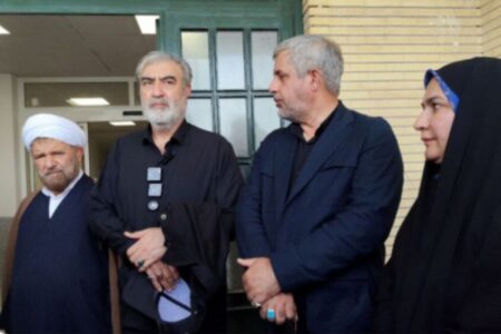 ستاد فرماندهی انتظامی جنوب کرمان در مسیر تکمیل؛ بازدید میدانی فرماندار جیرفت و اعضای کمیسیون امنیت ملی مجلس