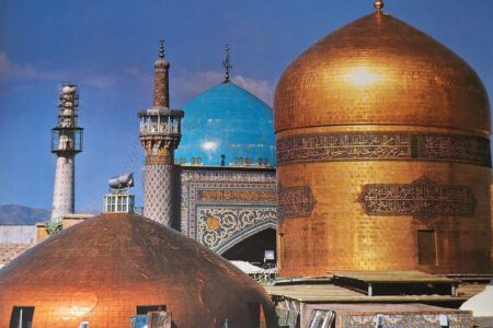 اعزام ۲۵۰ زائر کم‌برخوردار از بم به مشهد مقدس