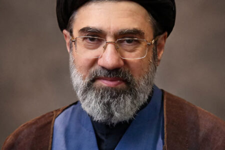 فتح قلّه‌های پیشرفت، مأموریت تاریخیِ دانش‌آموزان و دانشجویان